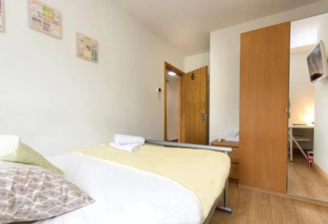 Portobello Rooms By Primecityhosts Guest house London